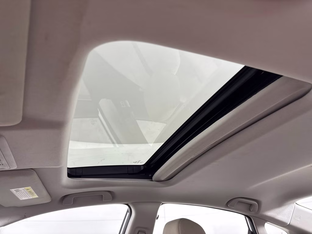2017 White Orchid Pearl Honda Civic EX FWD Sedan