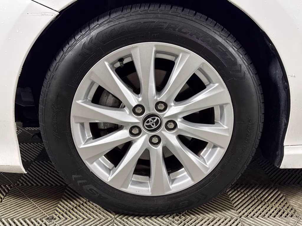 2020 Super White Toyota Camry LE FWD Sedan