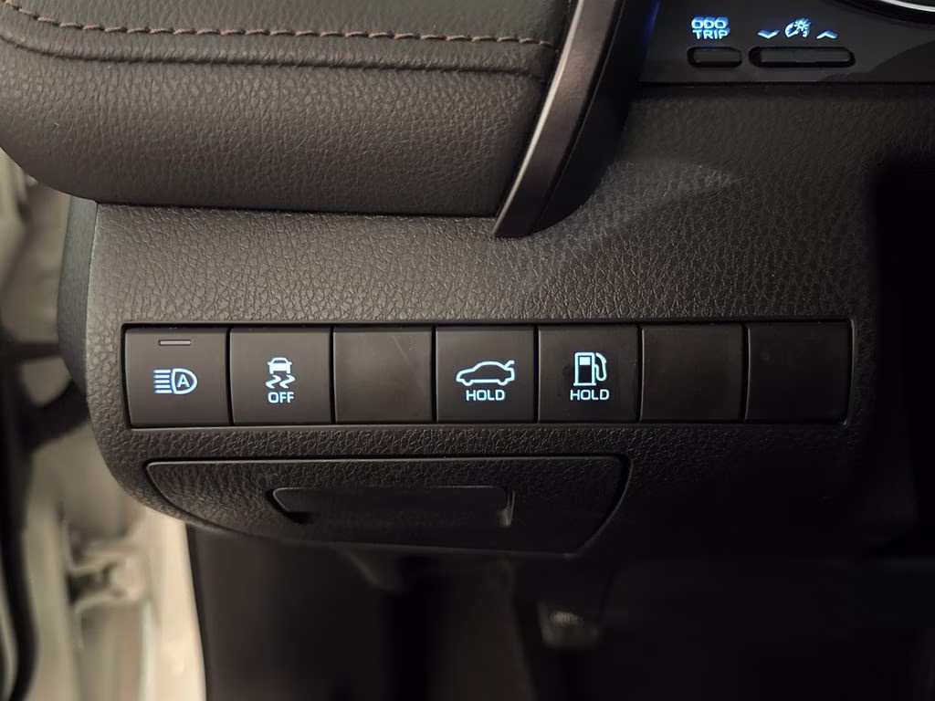 2020 Super White Toyota Camry LE FWD Sedan
