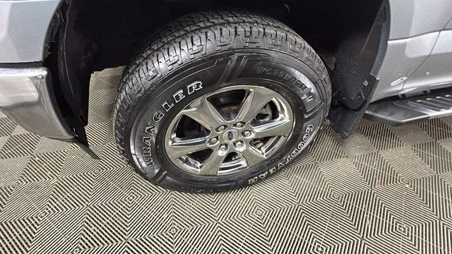 2020 Silver Ford F-150 XLT 4X4 Truck