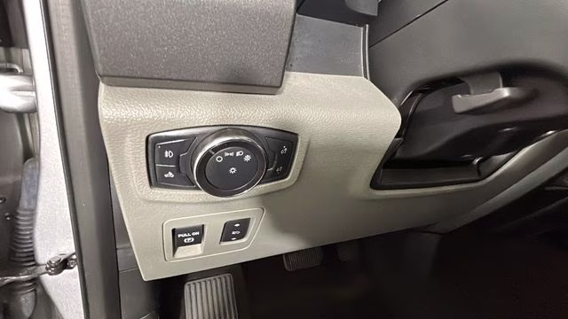 2020 Silver Ford F-150 XLT 4X4 Truck