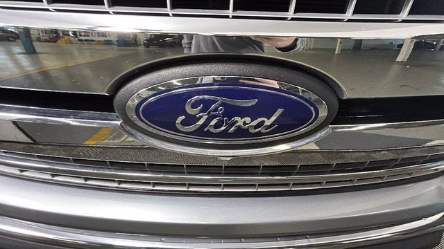 2020 Silver Ford F-150 XLT 4X4 Truck