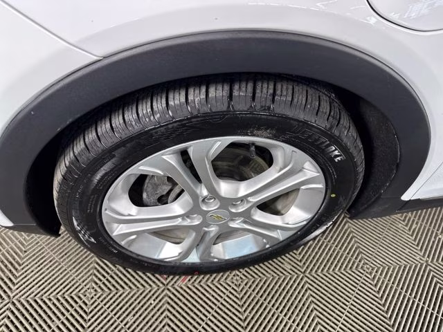 2021 Summit White Chevrolet Bolt EV LT FWD Crossover