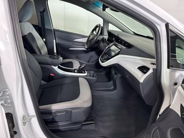 2021 Summit White Chevrolet Bolt EV LT FWD Crossover