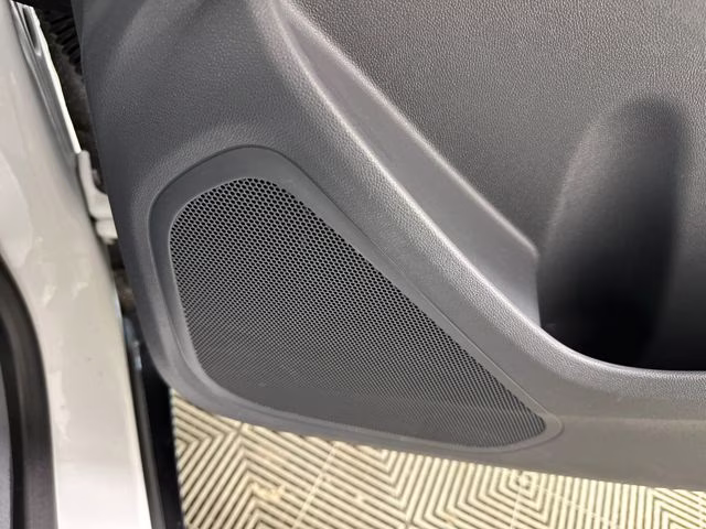 2021 Summit White Chevrolet Bolt EV LT FWD Crossover