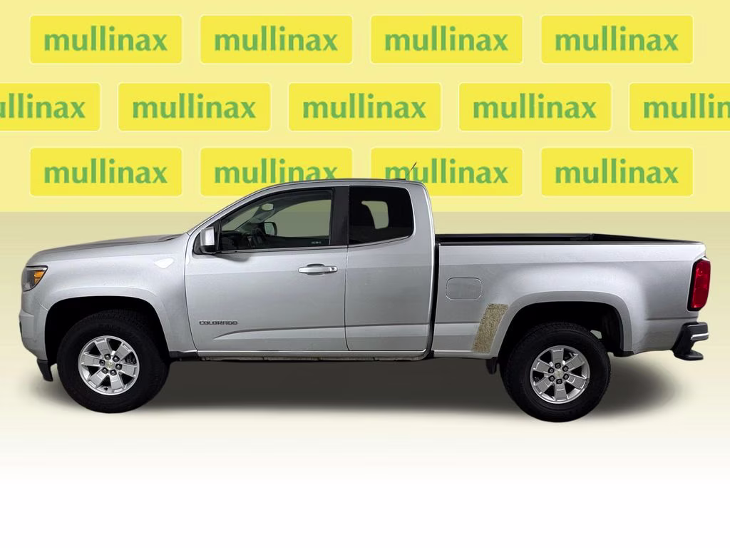 2017 Silver Ice Metallic Chevrolet Colorado Work Truck RWD Truck