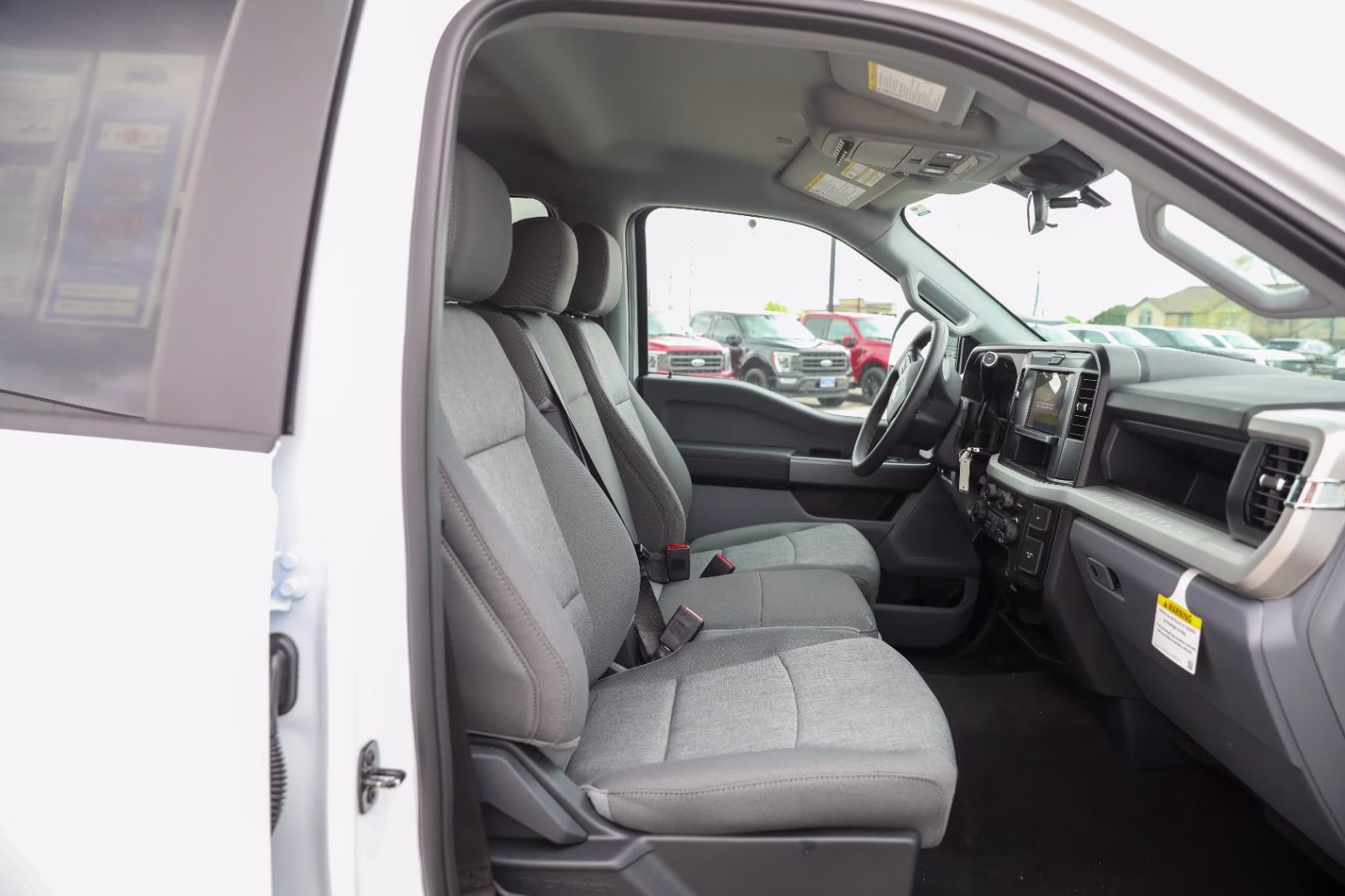 2026 Oxford White Ford Super Duty F-250 SRW XL 4X4 Truck