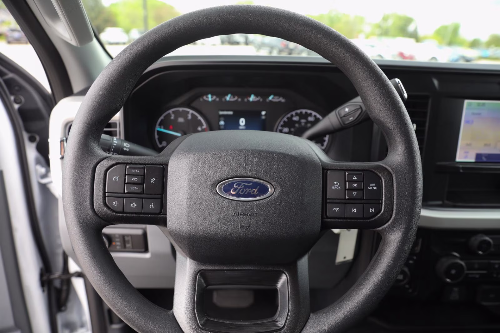 2026 Oxford White Ford Super Duty F-250 SRW XL 4X4 Truck