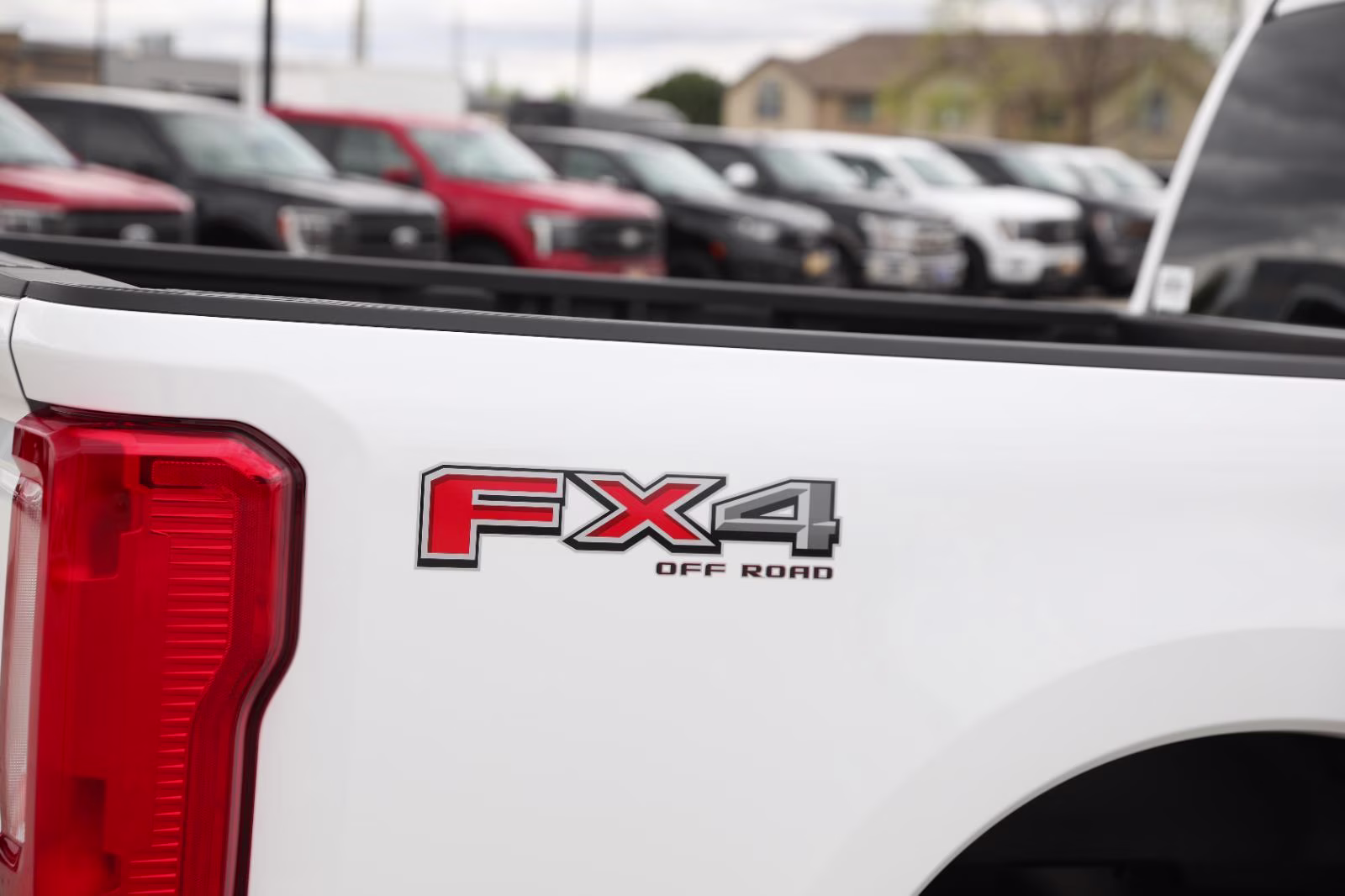 2026 Oxford White Ford Super Duty F-250 SRW XL 4X4 Truck