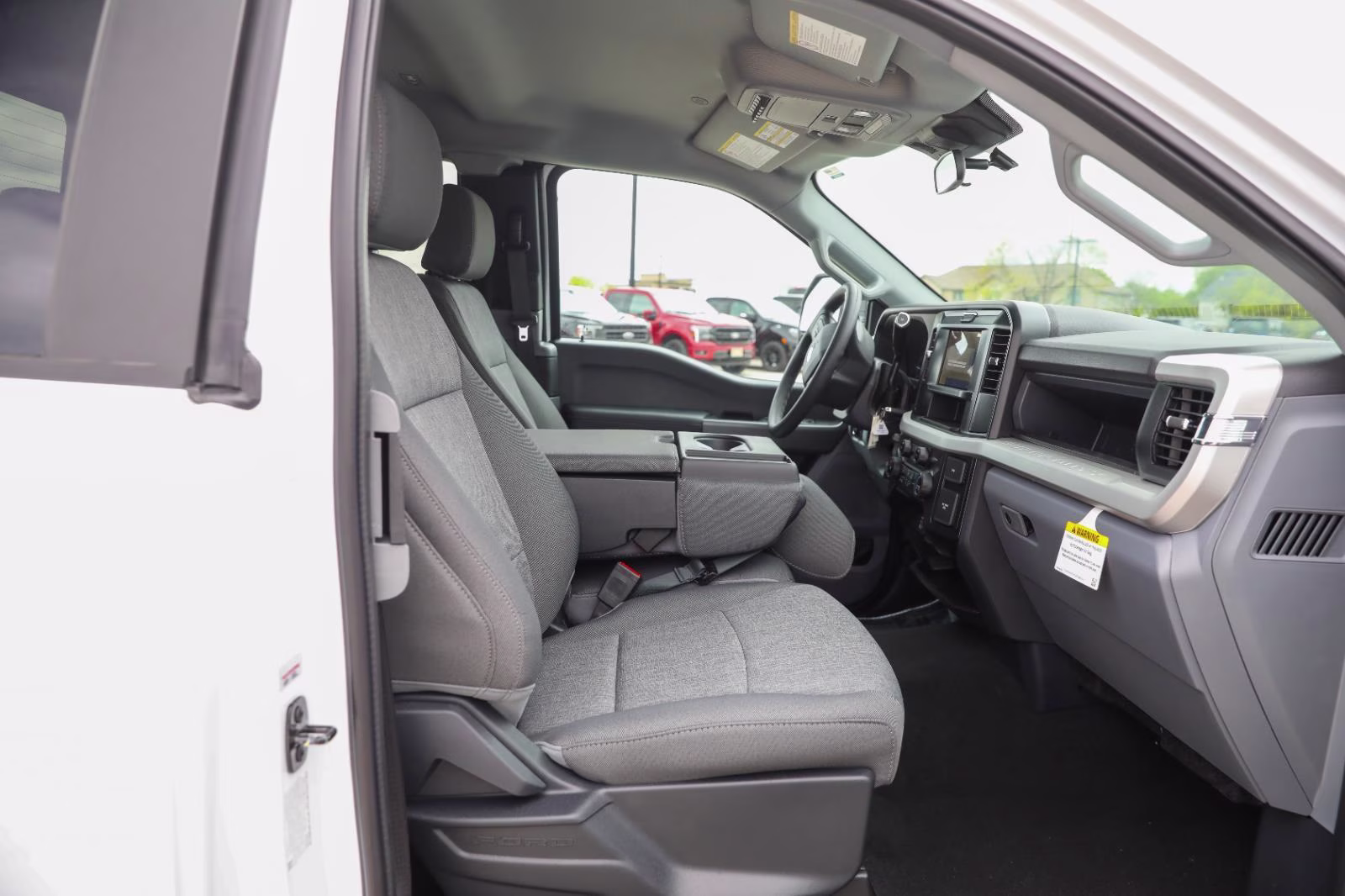 2026 Oxford White Ford Super Duty F-350 SRW XL 4X4 Truck