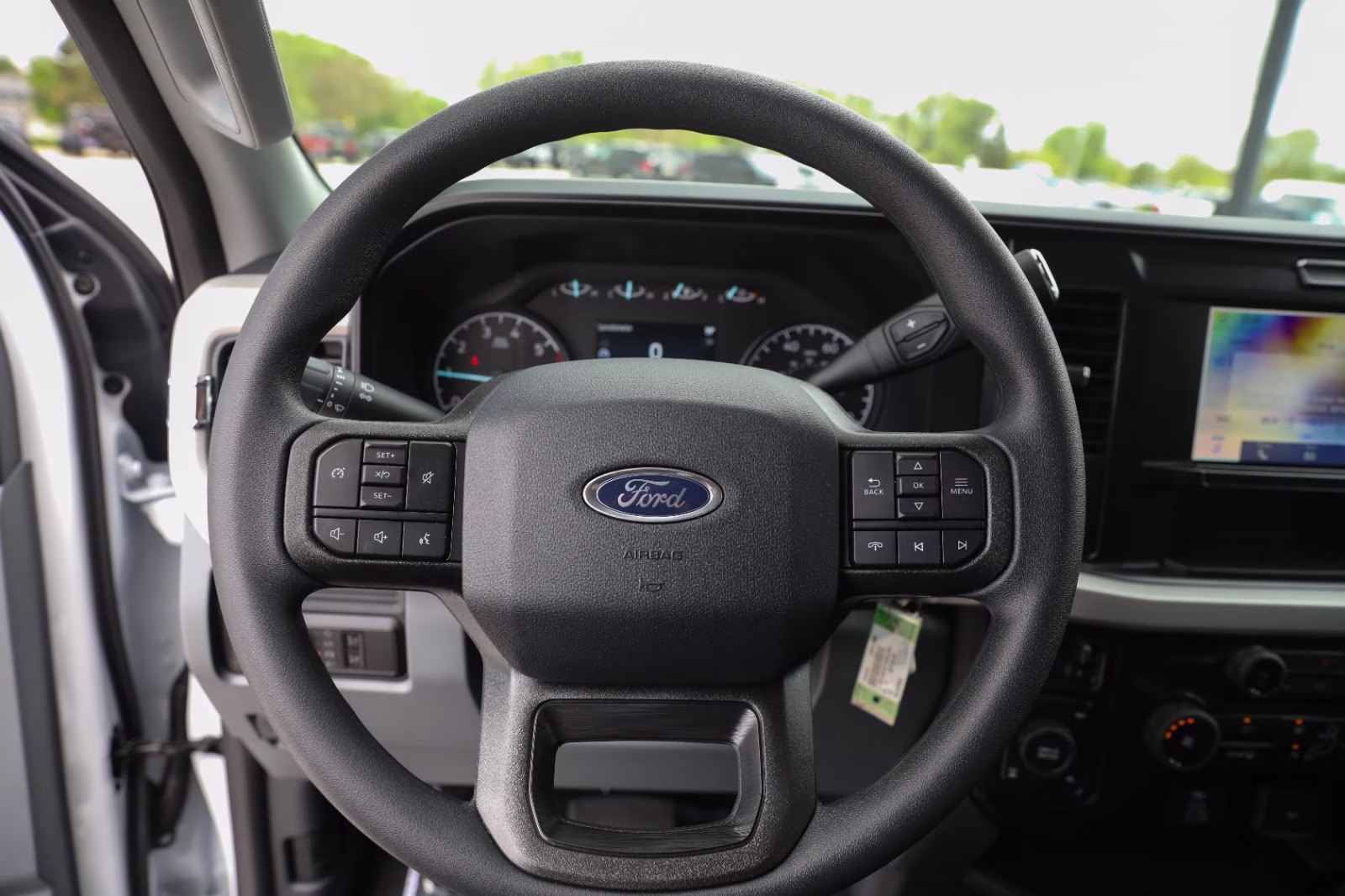 2026 Oxford White Ford Super Duty F-350 SRW XL 4X4 Truck