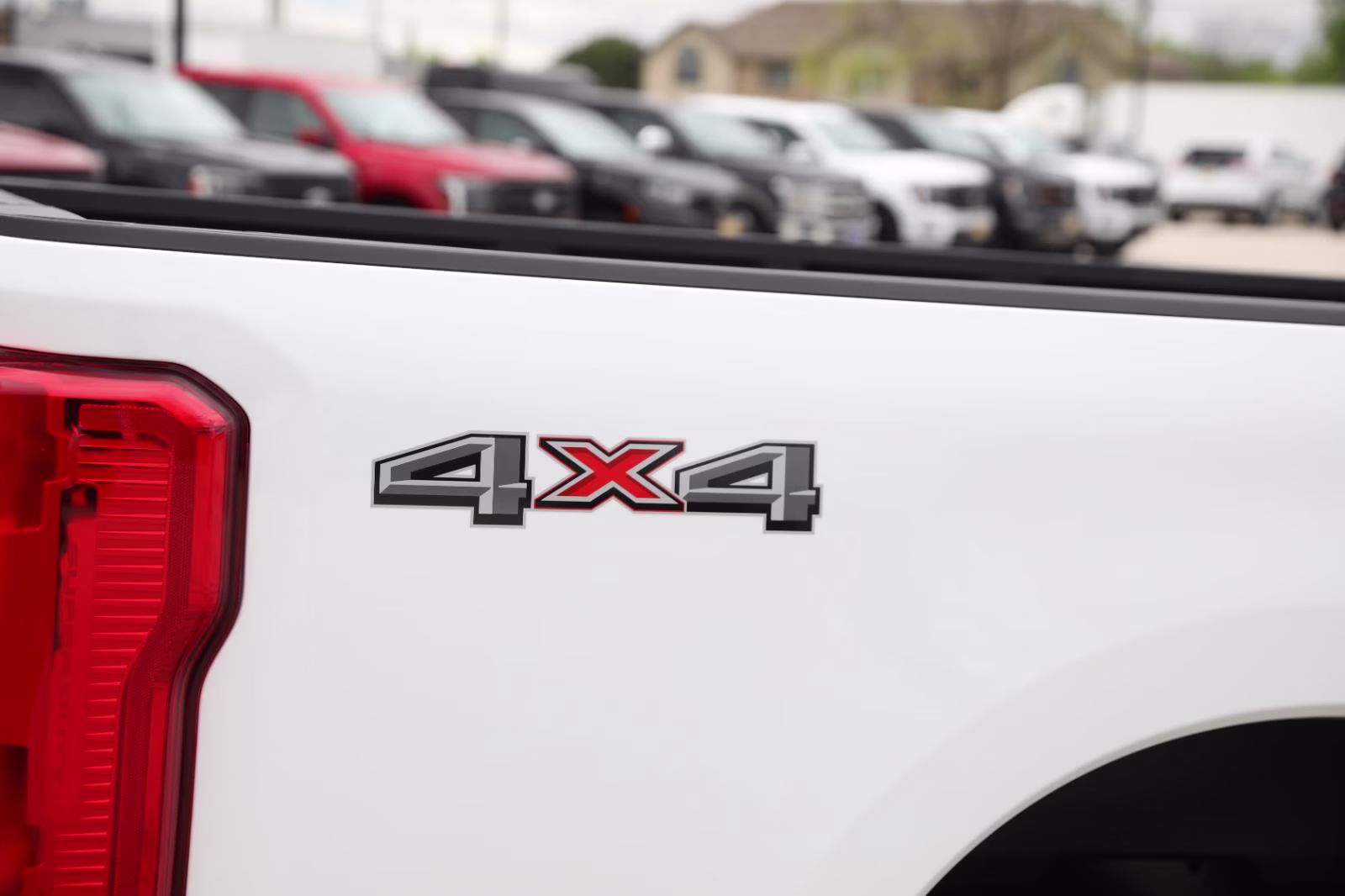 2026 Oxford White Ford Super Duty F-350 SRW XL 4X4 Truck