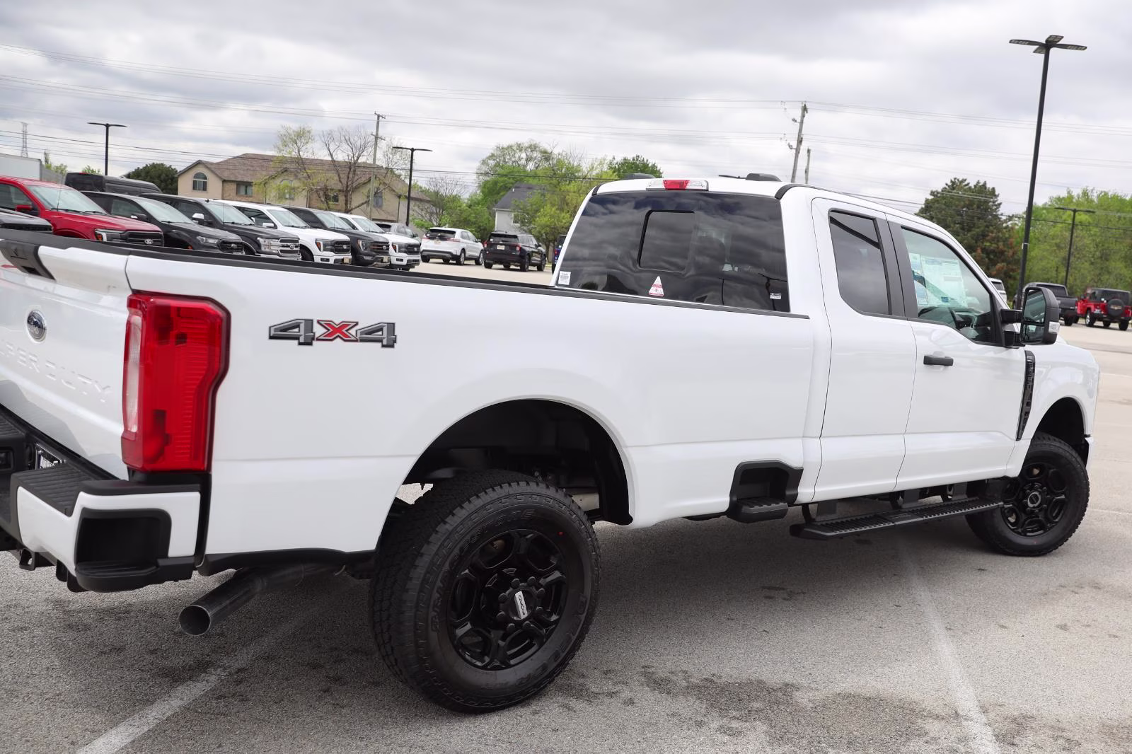 2026 Oxford White Ford Super Duty F-350 SRW XL 4X4 Truck