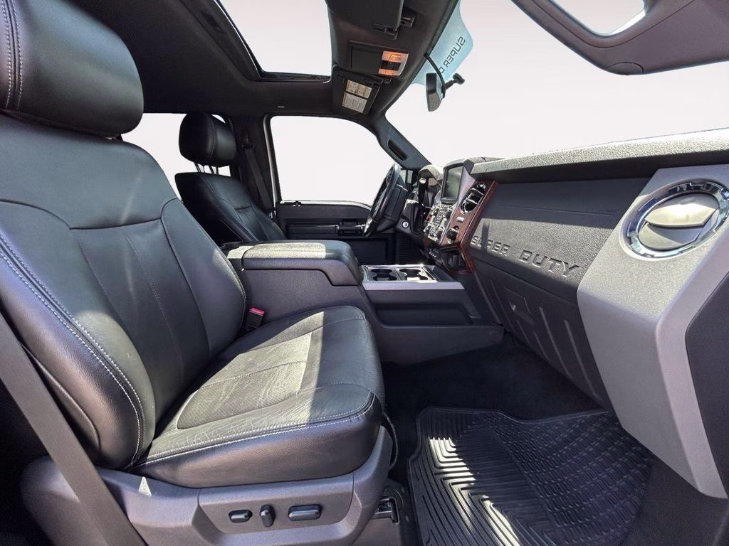 2015 Ingot Silver Ford Super Duty F-350 SRW Lariat 4X4 Truck