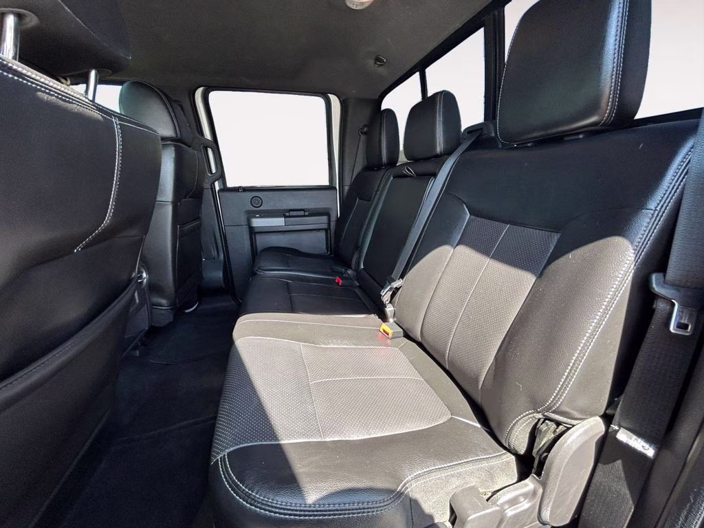 2015 Ingot Silver Ford Super Duty F-350 SRW Lariat 4X4 Truck