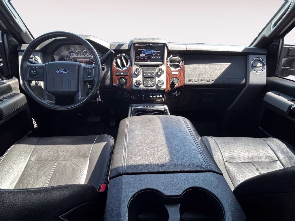 2015 Ingot Silver Ford Super Duty F-350 SRW Lariat 4X4 Truck
