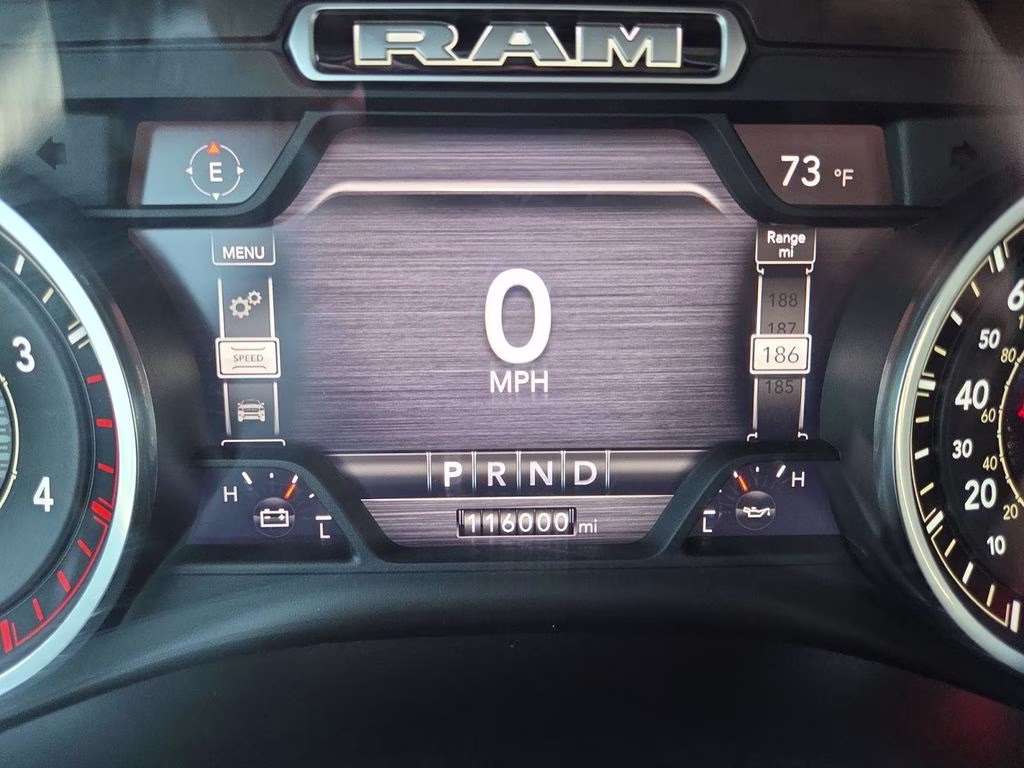 2019 Diamond Black Crystal Pearlcoat Ram 2500 Laramie 4X4 Truck