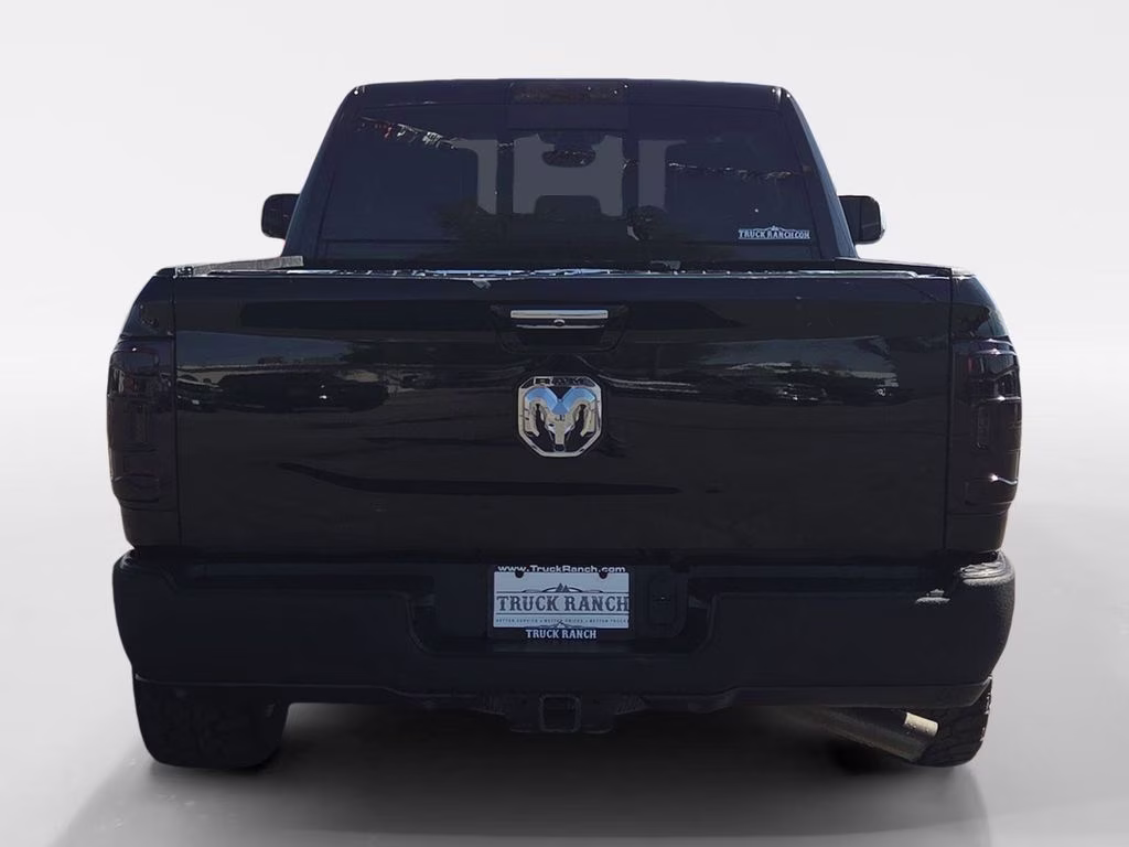 2019 Diamond Black Crystal Pearlcoat Ram 2500 Laramie 4X4 Truck