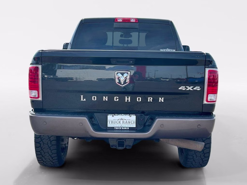 2018 Brilliant Black Crystal Pearlcoat Ram 2500 Laramie Longhorn 4X4 Truck
