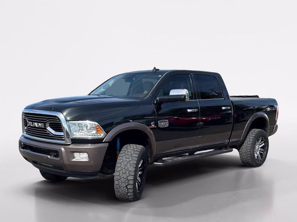 2018 Brilliant Black Crystal Pearlcoat Ram 2500 Laramie Longhorn 4X4 Truck
