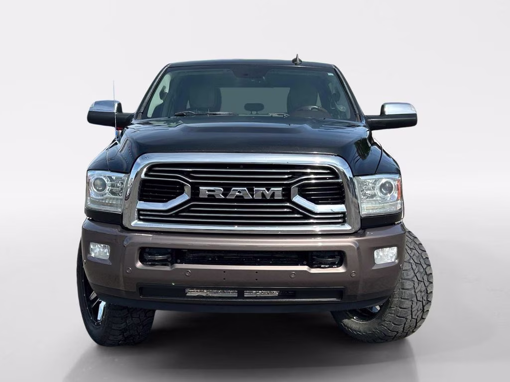 2018 Brilliant Black Crystal Pearlcoat Ram 2500 Laramie Longhorn 4X4 Truck