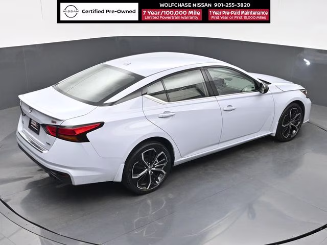 2023 Gray Sky Pearl Nissan Altima 2.5 SR AWD Sedan