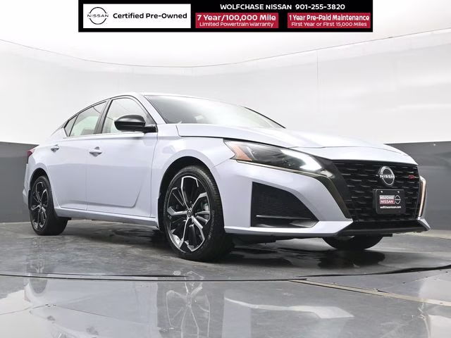 2023 Gray Sky Pearl Nissan Altima 2.5 SR AWD Sedan