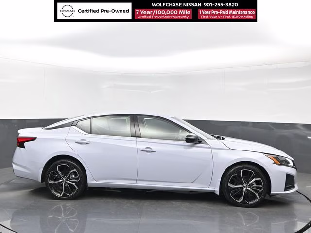 2023 Gray Sky Pearl Nissan Altima 2.5 SR AWD Sedan