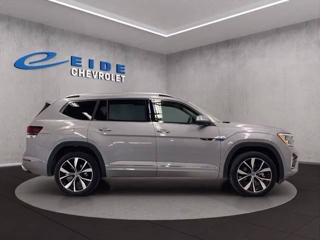 2024 Silver Mist Metallic Volkswagen Atlas 2.0T SEL Premium R-Line AWD SUV