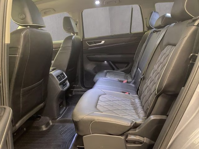 2024 Silver Mist Metallic Volkswagen Atlas 2.0T SEL Premium R-Line AWD SUV