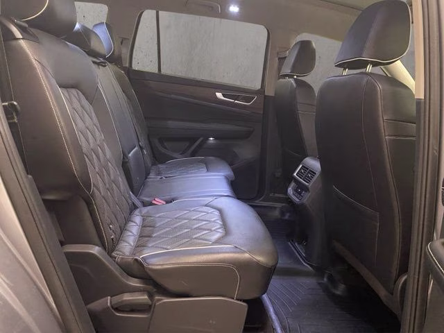 2024 Silver Mist Metallic Volkswagen Atlas 2.0T SEL Premium R-Line AWD SUV