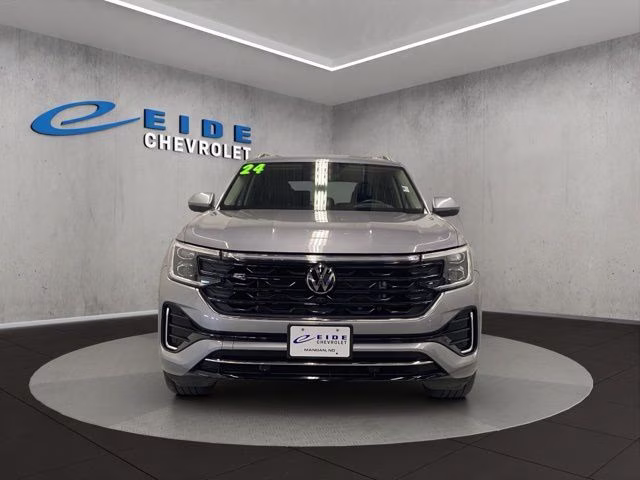 2024 Silver Mist Metallic Volkswagen Atlas 2.0T SEL Premium R-Line AWD SUV
