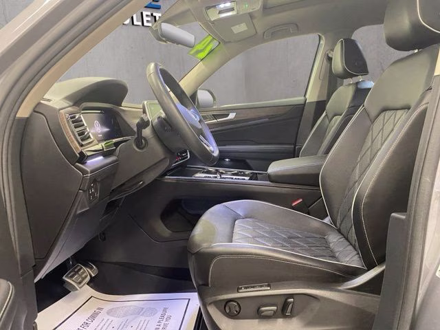 2024 Silver Mist Metallic Volkswagen Atlas 2.0T SEL Premium R-Line AWD SUV