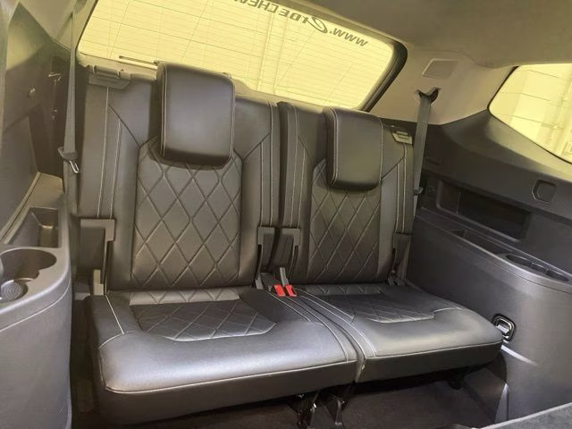 2024 Silver Mist Metallic Volkswagen Atlas 2.0T SEL Premium R-Line AWD SUV