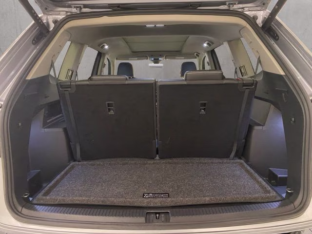 2024 Silver Mist Metallic Volkswagen Atlas 2.0T SEL Premium R-Line AWD SUV
