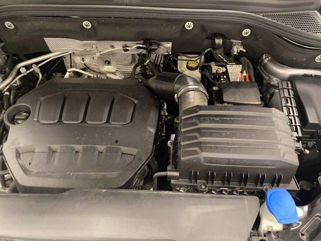 2024 Silver Mist Metallic Volkswagen Atlas 2.0T SEL Premium R-Line AWD SUV