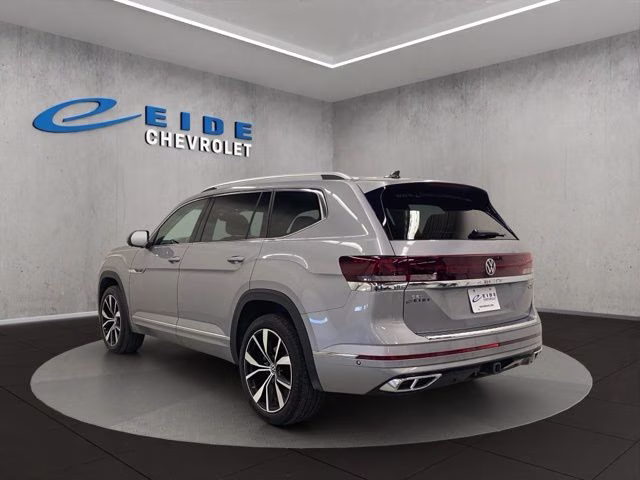 2024 Silver Mist Metallic Volkswagen Atlas 2.0T SEL Premium R-Line AWD SUV