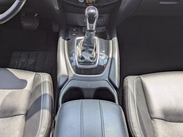 2022 Gun Metallic Nissan Rogue Sport SL FWD SUV