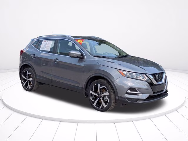 2022 Gun Metallic Nissan Rogue Sport SL FWD SUV