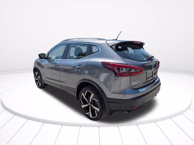 2022 Gun Metallic Nissan Rogue Sport SL FWD SUV
