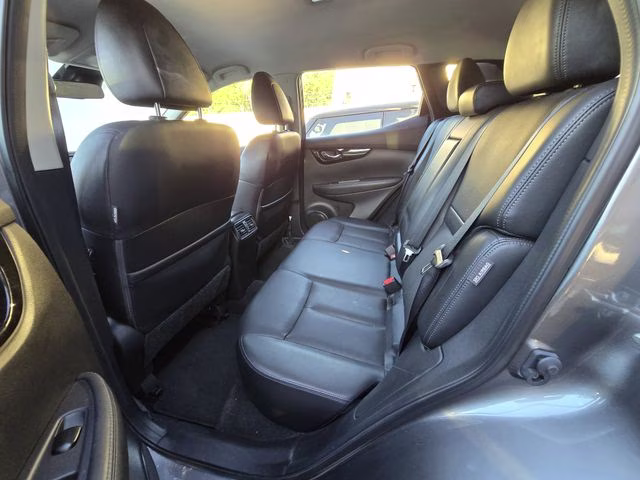 2022 Gun Metallic Nissan Rogue Sport SL FWD SUV