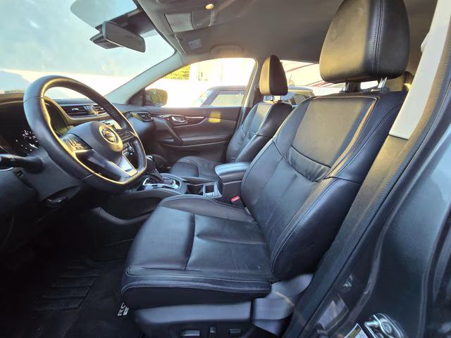 2022 Gun Metallic Nissan Rogue Sport SL FWD SUV