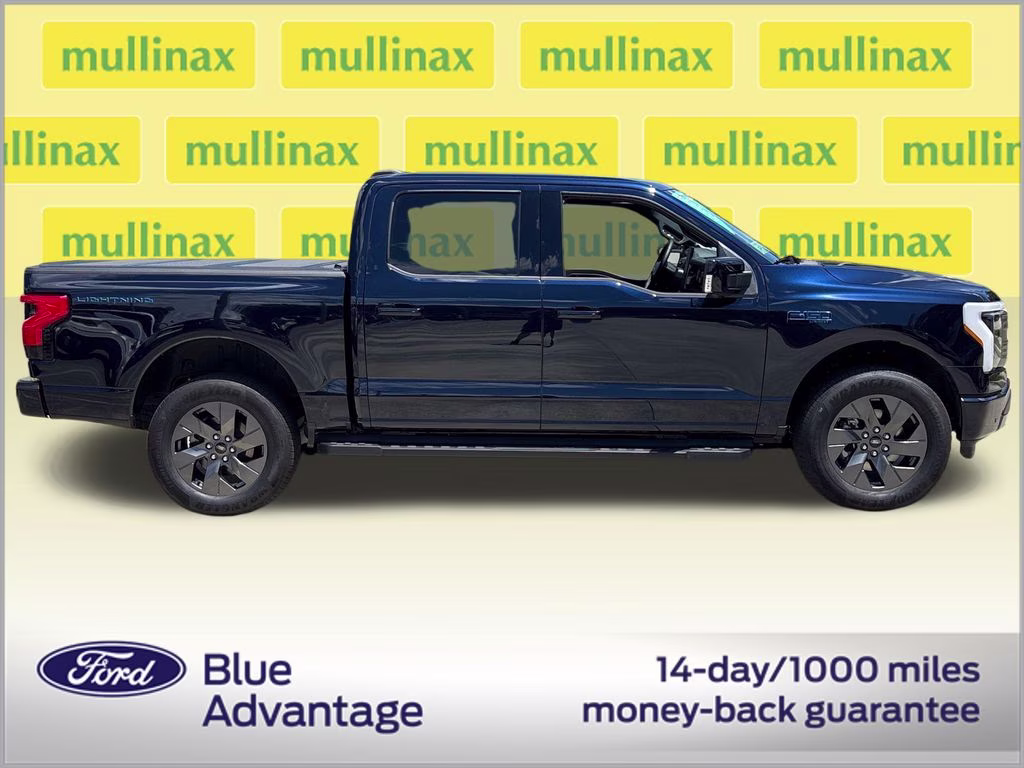 2025 Antimatter Blue Metallic Ford F-150 Lightning Lariat AWD Truck