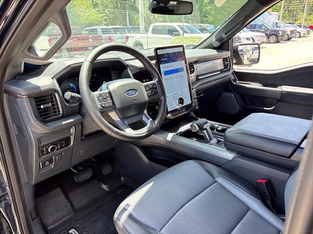 2025 Antimatter Blue Metallic Ford F-150 Lightning Lariat AWD Truck