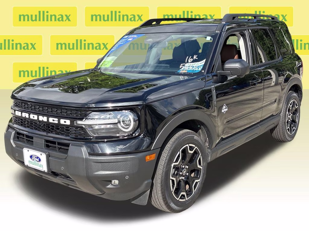 2025 Shadow Black Ford Bronco Sport Outer Banks 4X4 SUV