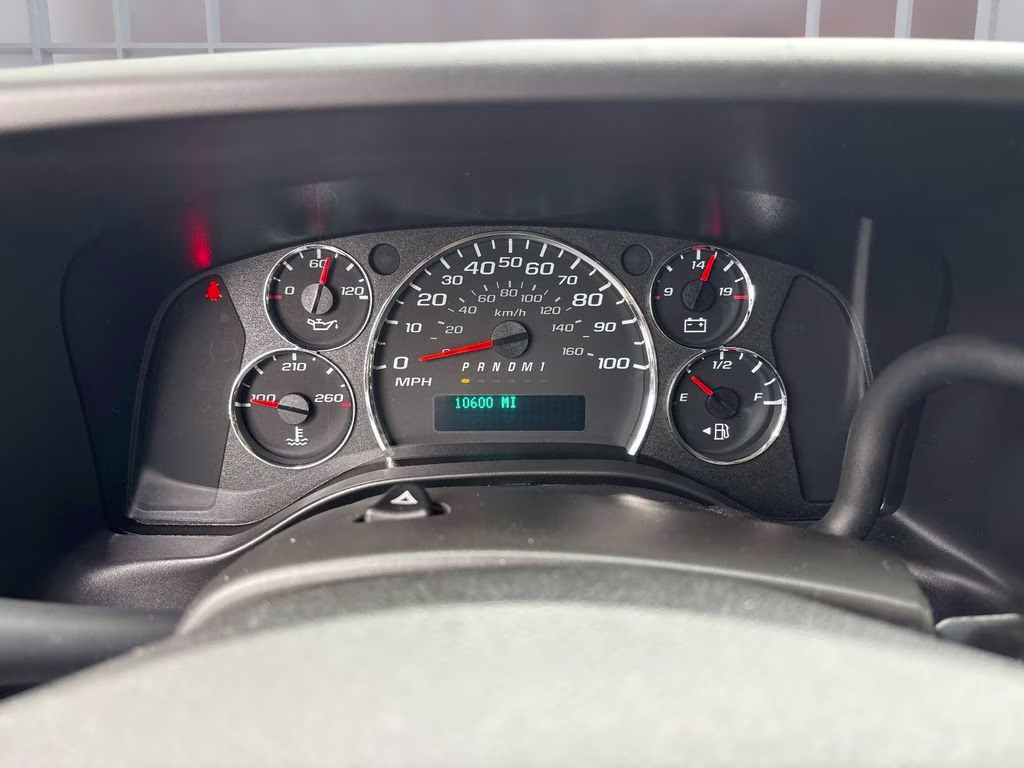 2024 Summit White Chevrolet Express 2500 Work Van RWD Van