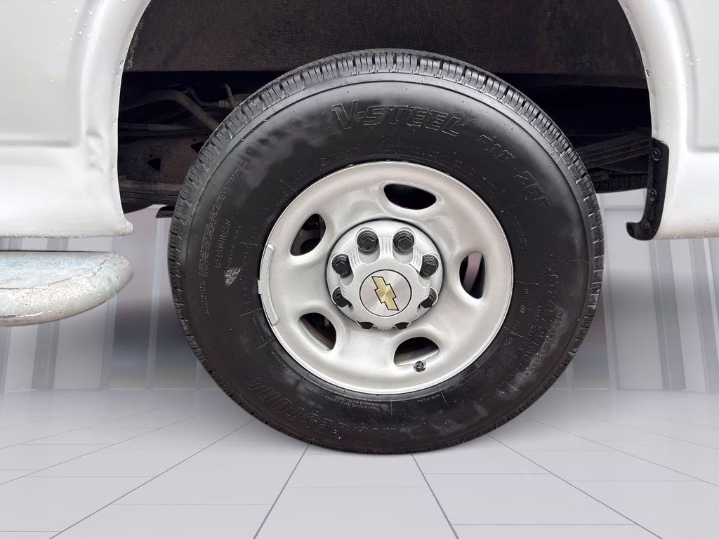 2024 Summit White Chevrolet Express 2500 Work Van RWD Van