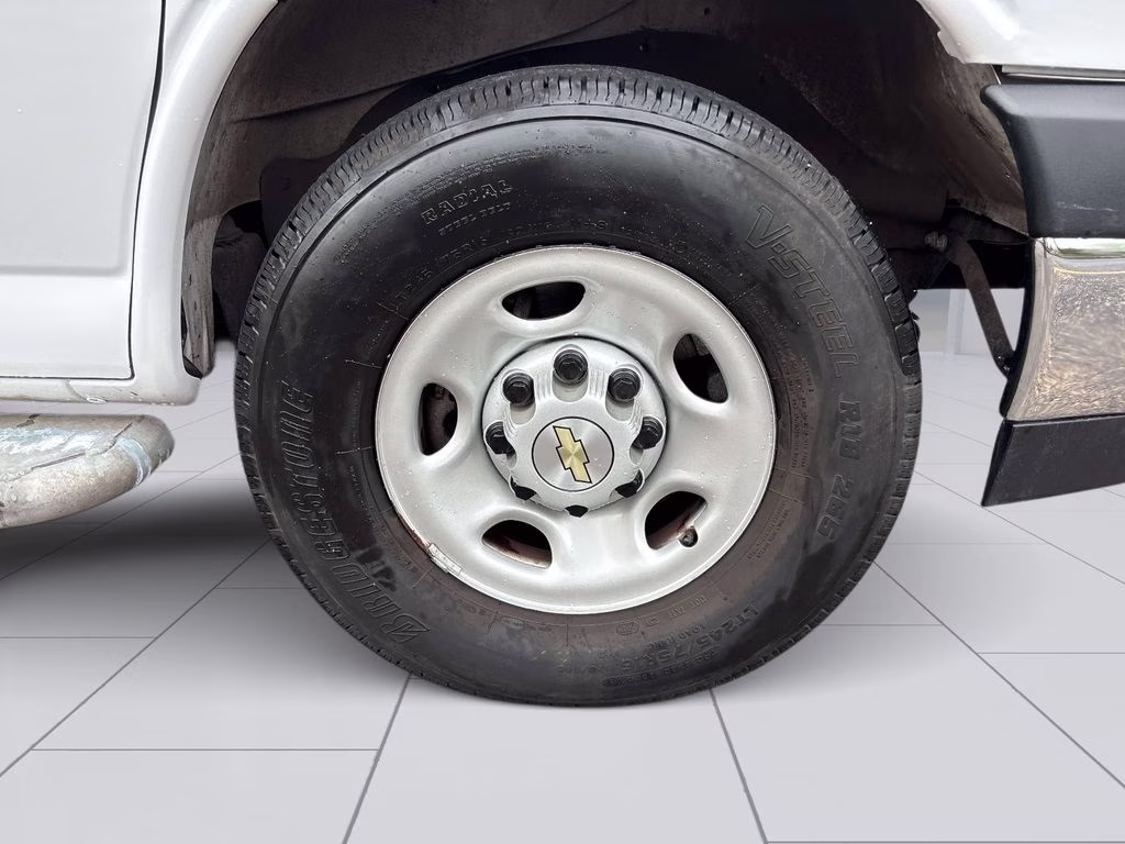 2024 Summit White Chevrolet Express 2500 Work Van RWD Van
