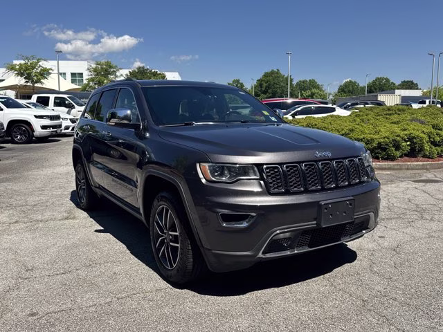 2019 Granite Crystal Metallic Clearcoat Jeep Grand Cherokee Limited 4X4 SUV