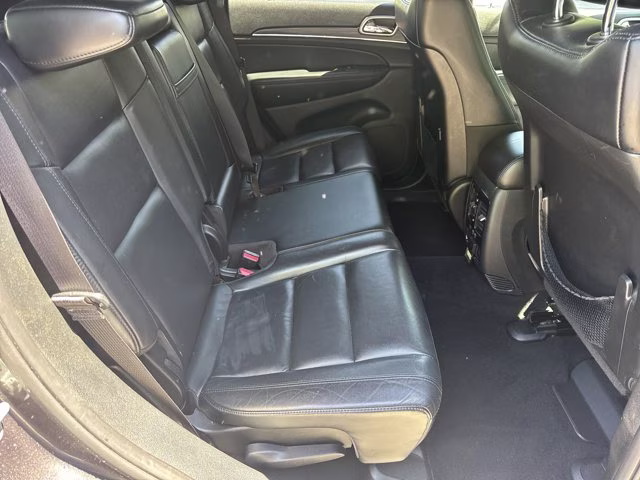 2019 Granite Crystal Metallic Clearcoat Jeep Grand Cherokee Limited 4X4 SUV